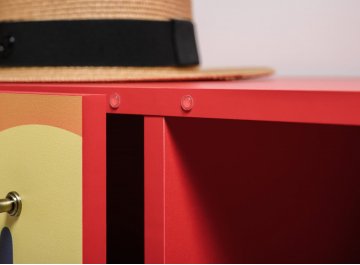 Тумба Кармин