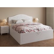 белое дерево