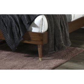 Двуспальная кровать Cassidy