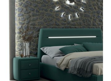 Двуспальная кровать Neo