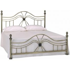 Двуспальная кровать Beatrice