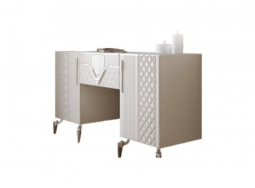 Туалетный столик Савелья