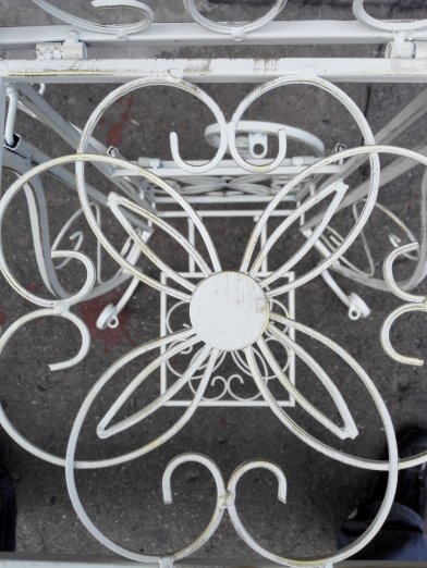 Подставка трехуровневая Эльза белая