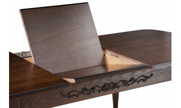 Деревянный стол Бевье