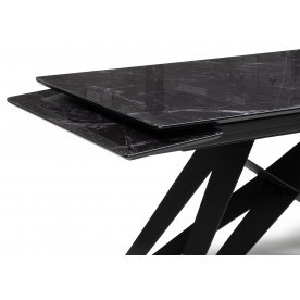 Стеклянный стол Блэкберн