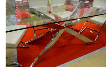 Стеклянный стол Sophie