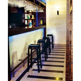 Пластиковый табурет Fox