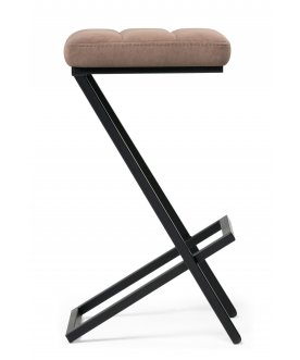 Полубарный стул Амаури