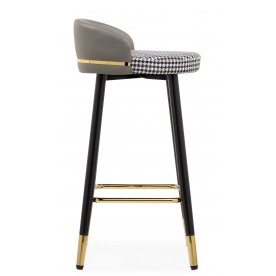 Полубарный стул Kardial