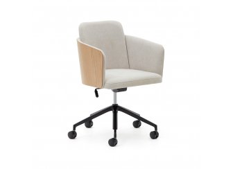 Компьютерное кресло Madai