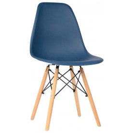 Пластиковый стул Eames DSW DC111