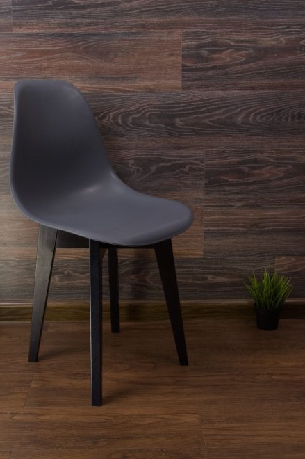Пластиковый стул Сашш чёрный / серый