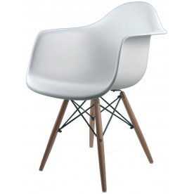 Пластиковый стул Августа