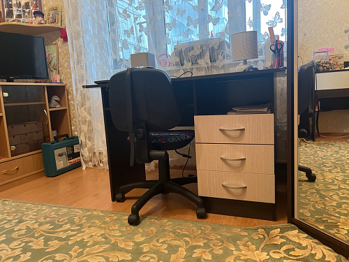 Стол письменный Бриз МДФ волна лайм / ясень светлый фото покупателя 167