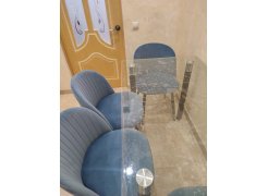 Стул на металлокаркасе Gabi 1 бежевый / черный с серебряными наконечниками фото покупателя 480