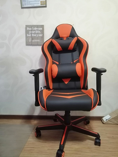 Компьютерное кресло Racer черное / бежевое фото покупателя 93