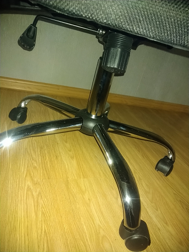 Компьютерное кресло ARANO черное фото покупателя 28