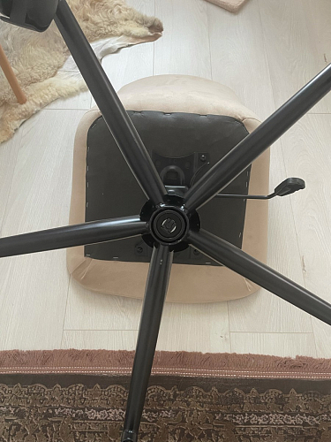 Компьютерное кресло Честер черный / зеленый фото покупателя 20