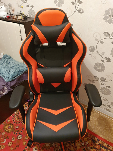 Компьютерное кресло Racer черное / оранжевое фото покупателя 189