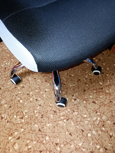 Компьютерное кресло Lody 1 фиолетовое / черное фото покупателя 8