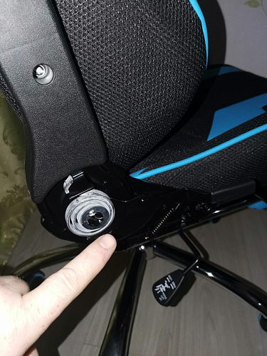 Компьютерное кресло Kano черное / красное фото покупателя 30