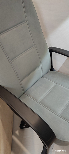 Компьютерное кресло СН747 черное фото покупателя 20