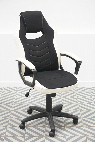 Компьютерное кресло Gamer черное / бежевое из шоурума 2