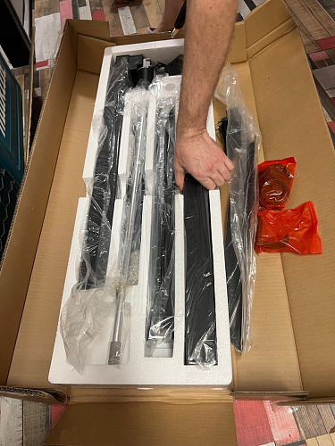 Компьютерный стол Маркос 140х80 тауп / черный фото покупателя 47