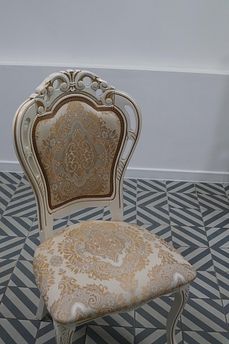 Кресло Bronte вишня / бежевый с патиной из шоурума 5