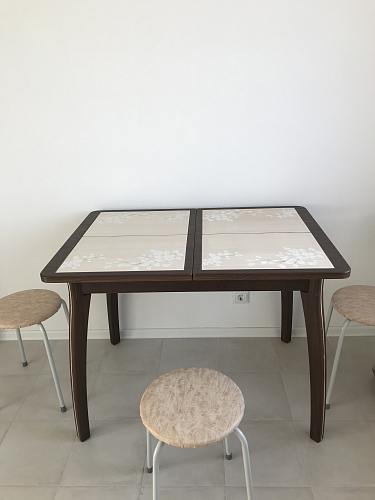 Стол Каппа ПР винилпленка орех / плитка 32 / ножка 07 винилпленка орех фото покупателя 1