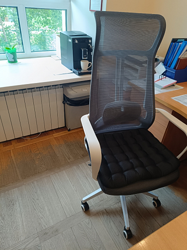 Компьютерное кресло Tilda dark gray / white фото покупателя 16