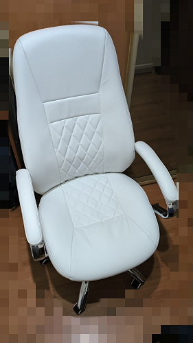 Компьютерное кресло Aragon белое фото покупателя 76