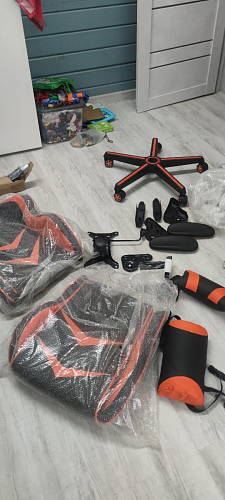 Компьютерное кресло Racer черное / голубое фото покупателя 97