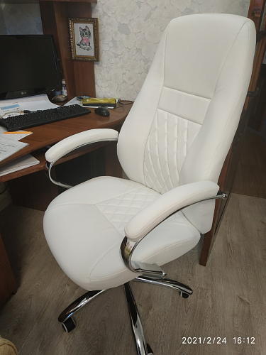 Компьютерное кресло Aragon белое фото покупателя 13