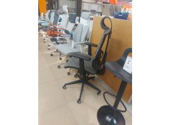 Компьютерное кресло Lanus gray / black из шоурума 2