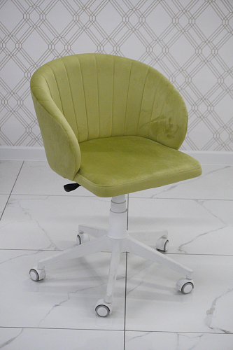 Компьютерное кресло Пард изумрудный из шоурума 4