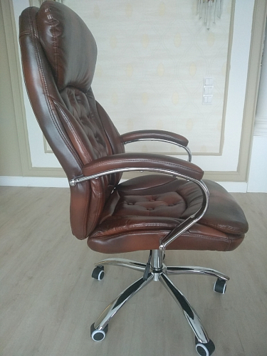 Компьютерное кресло Rich коричневое фото покупателя 8