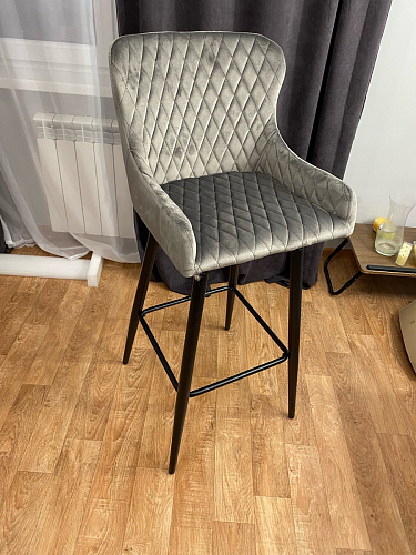 Барный стул Mint велюр темно-бежевый / черные ножки наконечники золото фото покупателя 5