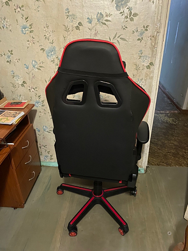 Компьютерное кресло Racer черный / красный / бежевый фото покупателя 109