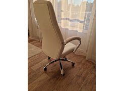 Компьютерное кресло Aragon белое фото покупателя 276