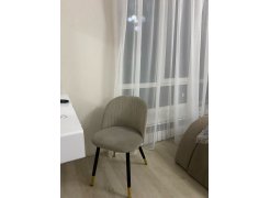 Стул на металлокаркасе Gabi 1 бежевый / черный с серебряными наконечниками фото покупателя 453