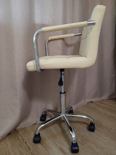 Компьютерный стул Arm черный фото покупателя 1