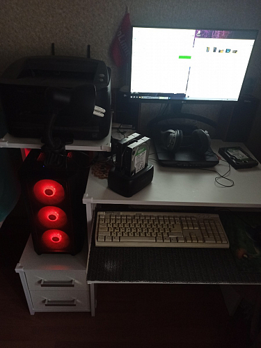 Стол компьютерный Джаз-24 правый белый фото покупателя 131