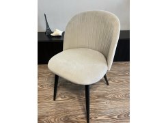 Стул на металлокаркасе Gabi 1 бежевый / черный с серебряными наконечниками фото покупателя 822