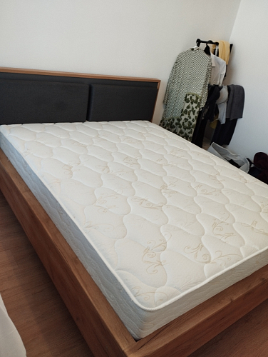 Двуспальная кровать Клауд 160х200 парящая дуб крафт золотой / антрацит фото покупателя 171