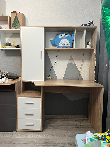 Стол компьютерный КСТ-16 бетон / белый фото покупателя 73