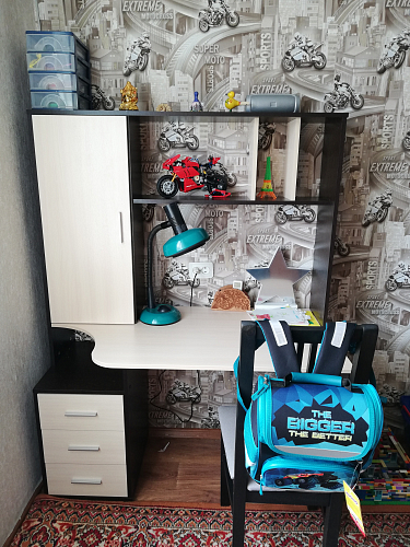 Стол компьютерный КСТ-16 бетон / белый фото покупателя 136