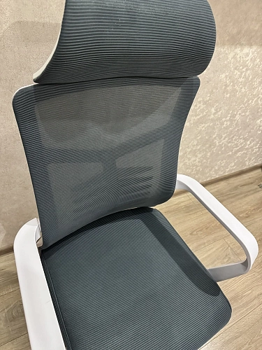 Компьютерное кресло Montana light gray / white фото покупателя 26