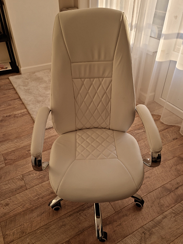 Компьютерное кресло Aragon белое фото покупателя 277