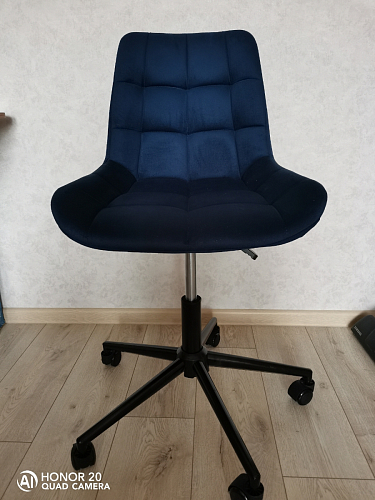 Компьютерное кресло Честер темно-серый велюр velutto 32 / белый фото покупателя 6